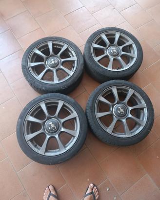 4 cerchi in lega Abarth 16" originali + gomme 
