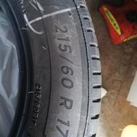 Gomme estive 215/60/17  96V
