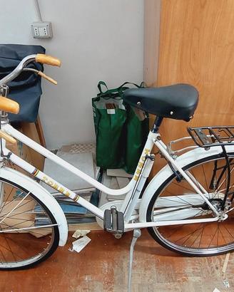  Bicicletta vintage con freni a bacchetta