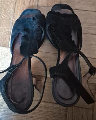 Chie Mihara sandali in camoscio nero tg 37