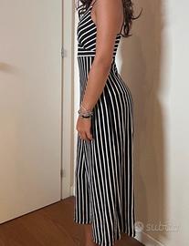 Tuta lunga a righe bianche e nere