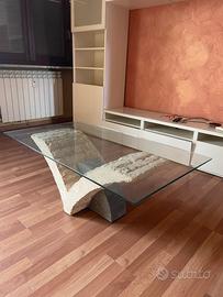 Tavolino da salotto in vetro e pietra