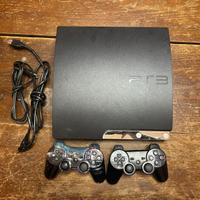 Ps3 slim 150 gb con due pad