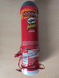 Cassa audio e microfono della Pringles 