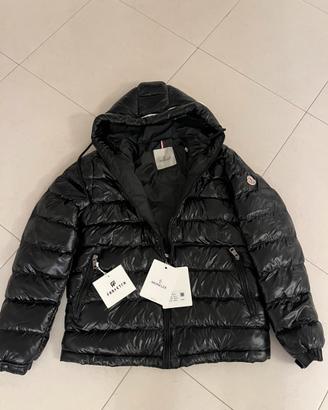 Giubbotto moncler L nuovo con cartellino nero