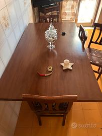 TAVOLA DA CUCINA CON 4 SEDIE