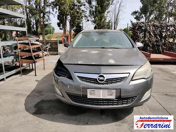 OPEL ASTRA J SPORTS TOURER P10 2.0 CDTI -ricambi