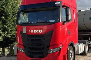 Iveco s-way