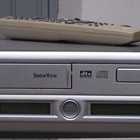 Vcr + dvd SHARP HIFI 6 TESTINE revis e garantito
