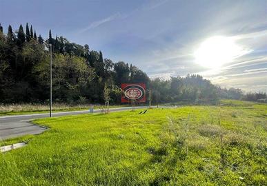 Terreno di 620 m² a Cesena