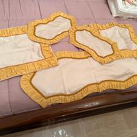 Centro da camera con 2 cuscini