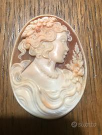 Cammeo in madreperla rosa