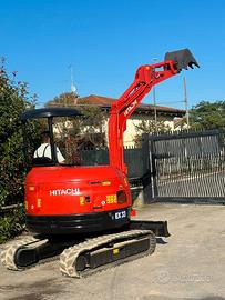 E206 Escavatore Hitachi 33 Q