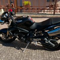 Triumph street triple 675