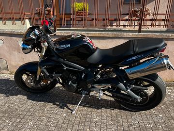 Triumph street triple 675