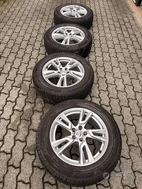 GOMME INVERNALI BRIDGESTONE - CERCHI IN LEGA VOLVO