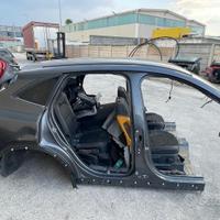 Ford Kuga 23 Scocca per tagliate Fianco dx