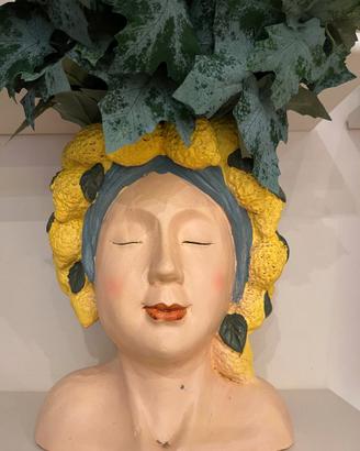Vaso testa di donna con limoni