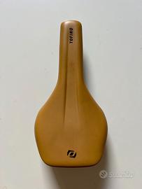 Sella Syncros Tofino Regular 2.0