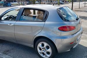 147 1.6 120cv 5 porte GPL tetto apribile