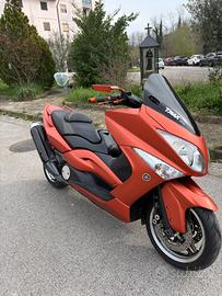 Yamaha t Max