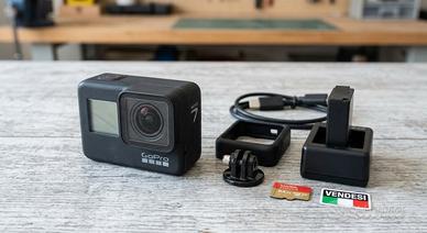 GoPro Hero 7 Black – Perfetta con accessori