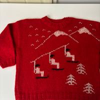 Maglione fatto e ricamato a mano come nuovo
