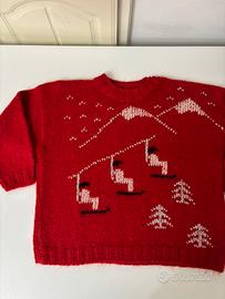 Maglione fatto e ricamato a mano come nuovo