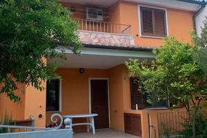 Trilocale in villetta bifamiliare