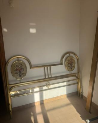 Letto matrimoniale in ottone