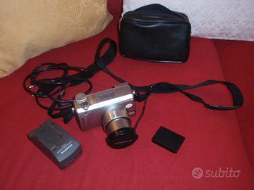 Macchina Fotografica rotta