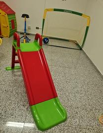 giochi vari e arredamento per stanza feste 