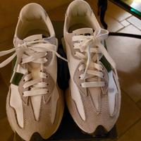 New Balance 327