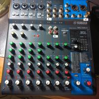 Mixer YAMAHA MG10XU