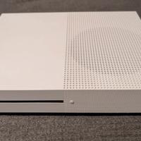 1 TB Xbox One S + 3 giochi