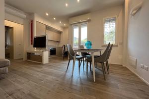 Appartamento zona Riccione Paese