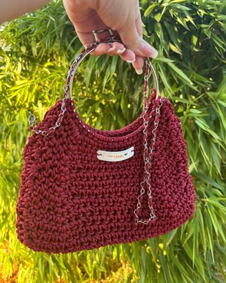 Borsette artigianali fatte a mano all’uncinetto