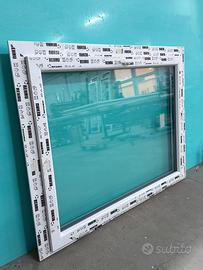 Finestro NUOVO in pvc Rehau doppio vetro