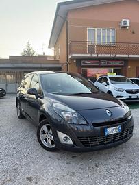 Renault Scenic Scénic 1.9 dCi 130CV Luxe