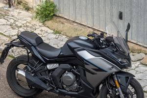CF moto 650 gt
