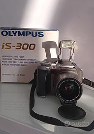 Fotocamera a pellicola da 35 mm Olympus IS-300