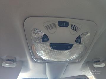 Plafoniera anteriore MERCEDES-BENZ CLK del 2003