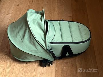 Navicella yoyo (bassinet)