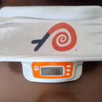 Bilancia pesa neonati+ cuscino allattamento
