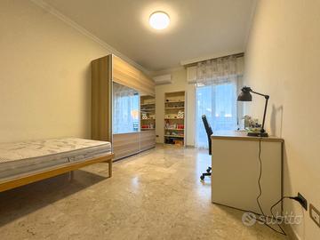 Stanza singola per studentesse / lavoratrici