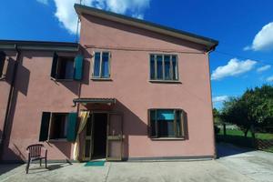 Villa di 143 m² con 5 locali e box auto doppio a C