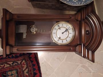orologio a pendolo