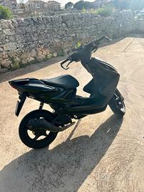 Yamaha Aerox 50