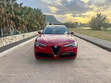 Alfa Romeo Stelvio 2.2 160 CV AT8 RWD