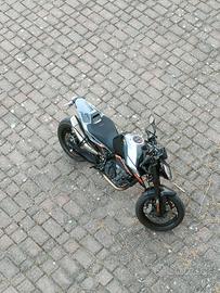KTM 790 DUKE